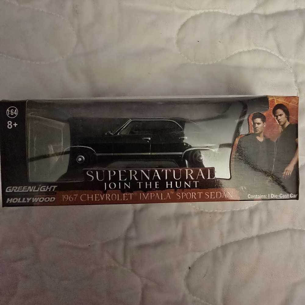 Supernatural 1967 Chevrolet Impala Sport Sedan - Black
